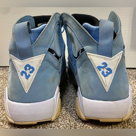 Air Jordan 7 Retro Pantone Nike 304775-400 Size 12 main image 6